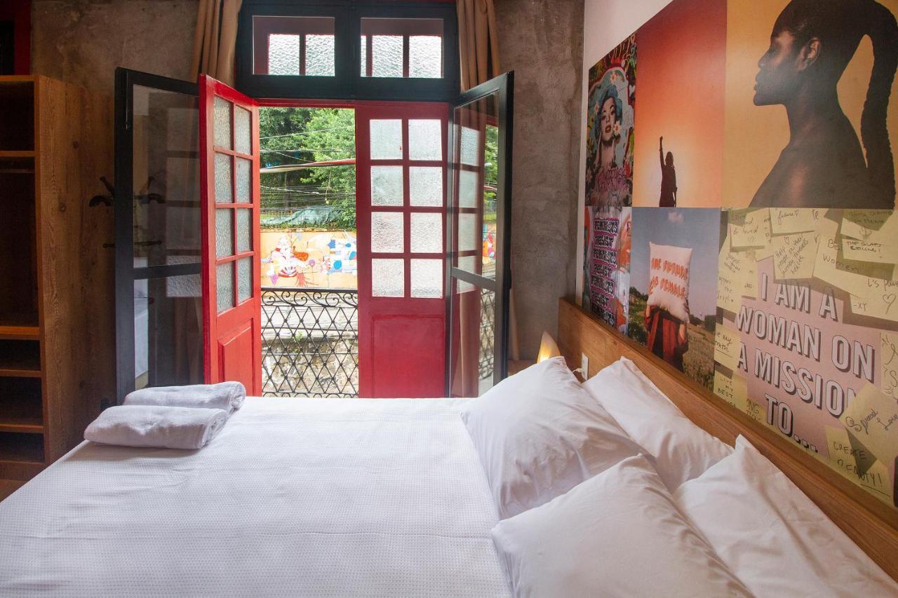 Deluxe Studio met Queensize Bed